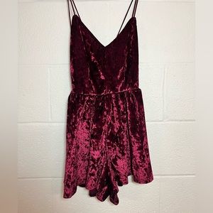 Crushed velvet burgundy strap romper